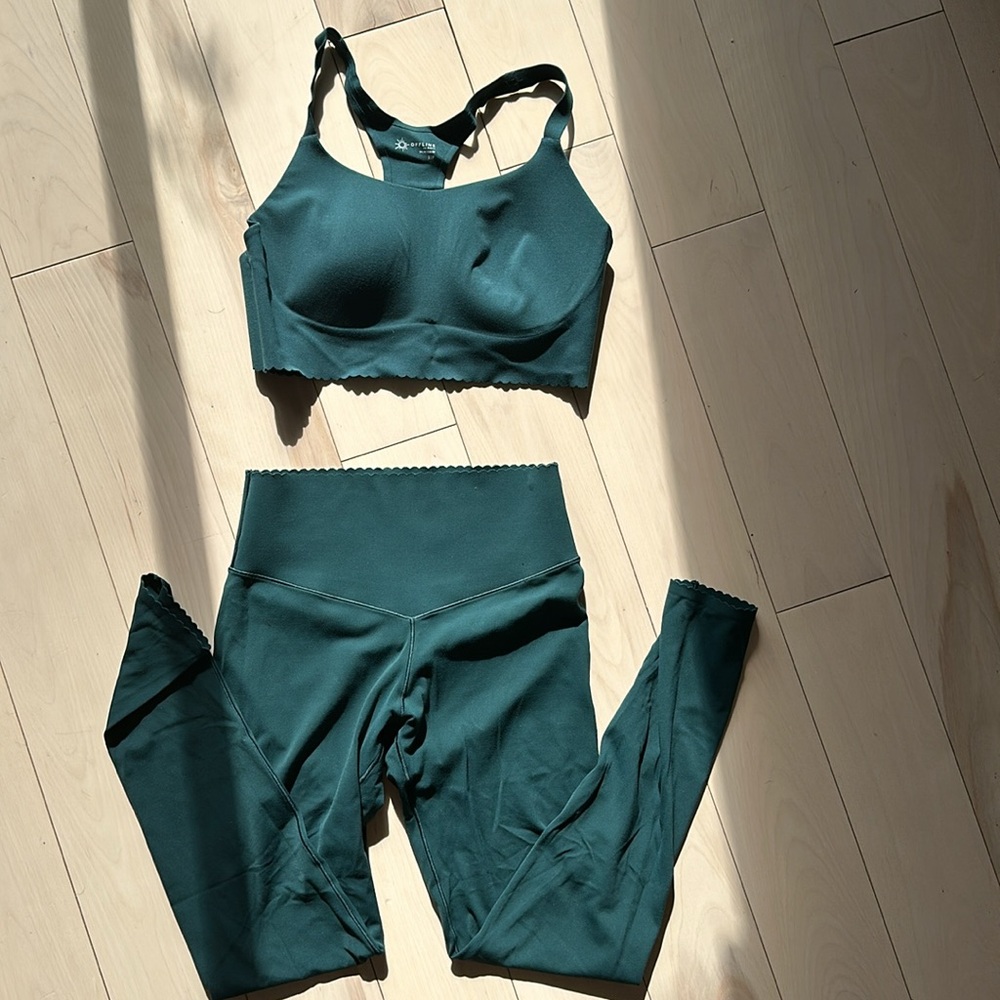 OFFLINE Aerie Emerald Green Scalloped Leggings and Sports Bra